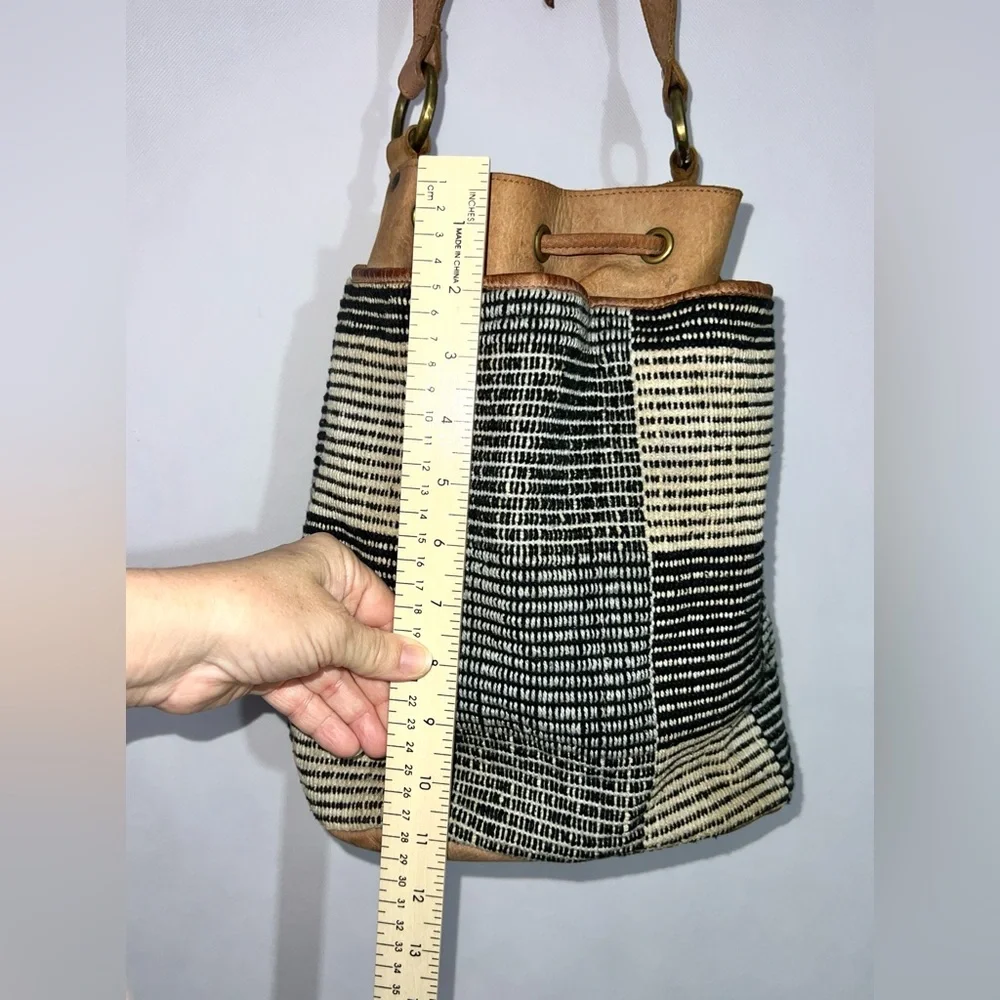 ANABAGLISH Cross-Body‎ Woven Fabric/Leather Accents Shoulder Bucket Bag